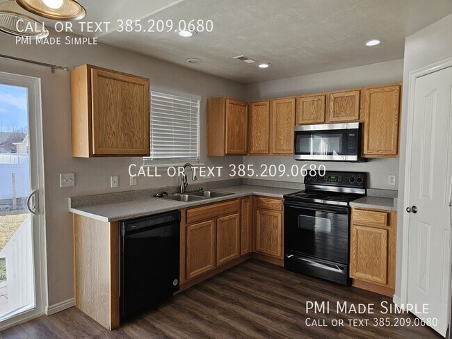 Building Photo - 2138 Lodge Pole Dr