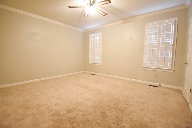 Building Photo - Coming Soon! 2 Bedroom 2 Bathroom - No Pets