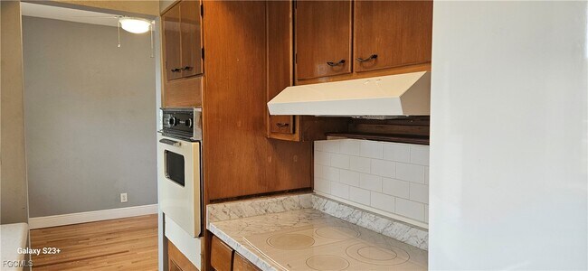 Building Photo - 2544 First St