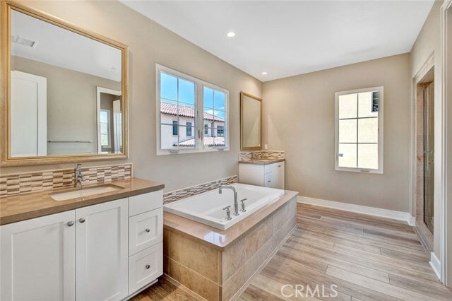 Building Photo - 146 Toretta