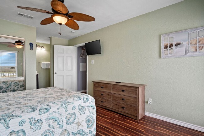 Building Photo - 6275 TX-361