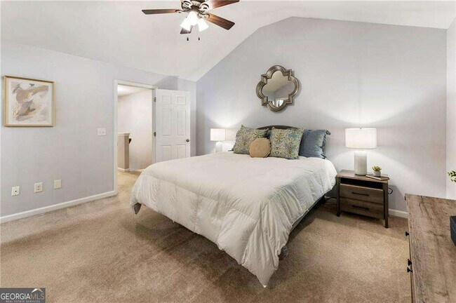 Building Photo - 313 Hidden Creek Ln