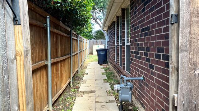 Building Photo - 4621 Tanque Dr