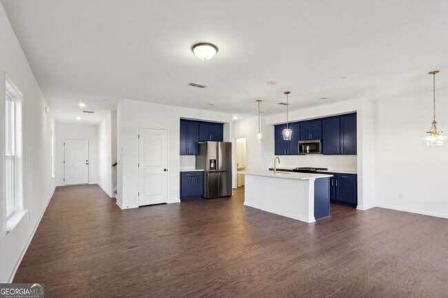 Building Photo - 727 Carmes Dr
