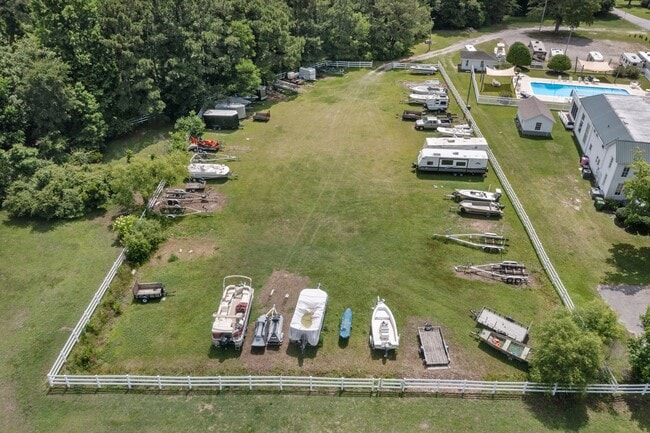 Building Photo - 408 Celtic Ash St