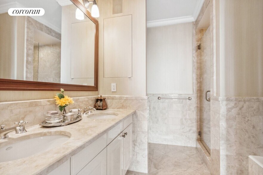 Building Photo - 10 West St