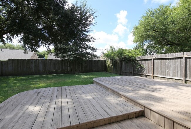 Building Photo - 13339 Somersworth Dr