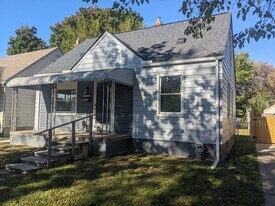 Building Photo - 14637 Agnes Ave