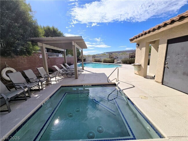 Building Photo - 9313 Night Mesa St