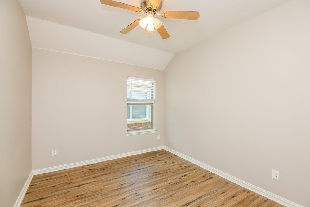 Building Photo - 6300 Chalk Hollow Dr