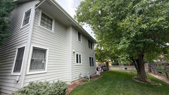 Building Photo - 1618 Faraday Cir
