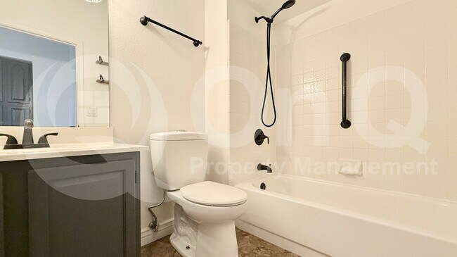 Building Photo - 126 W Gary Way