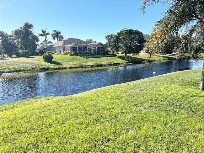 Building Photo - 255 Medalist Rd