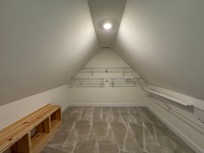 Building Photo - 5 Bedroom Home in Franklinton