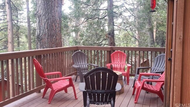 Building Photo - 31644 Christmas Tree Ln