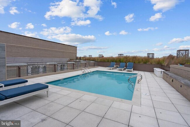 Building Photo - 801 Pennsylvania Ave NW