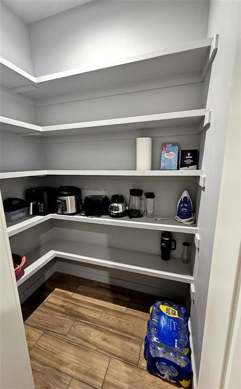 Building Photo - 1615 NE 9th St