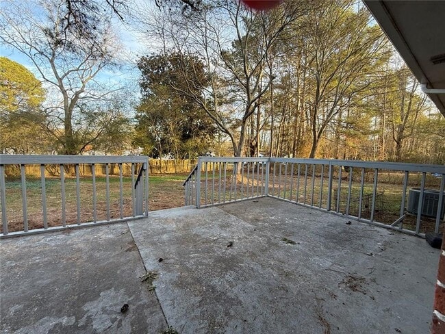 Building Photo - 7016 Adel Ln