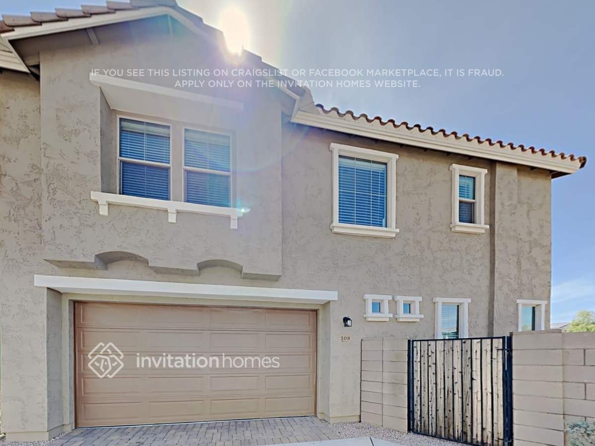 Building Photo - 308 N Sandal