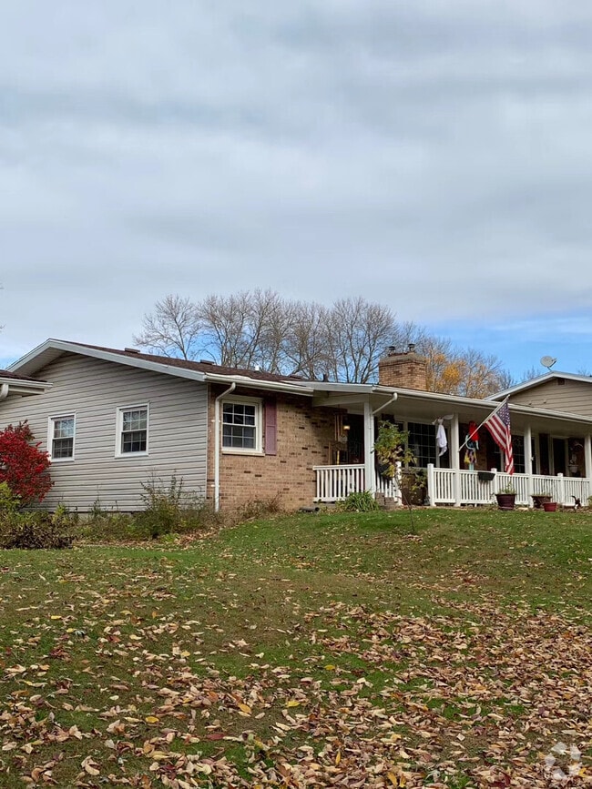 Building Photo - 6212 Strathmore Ln