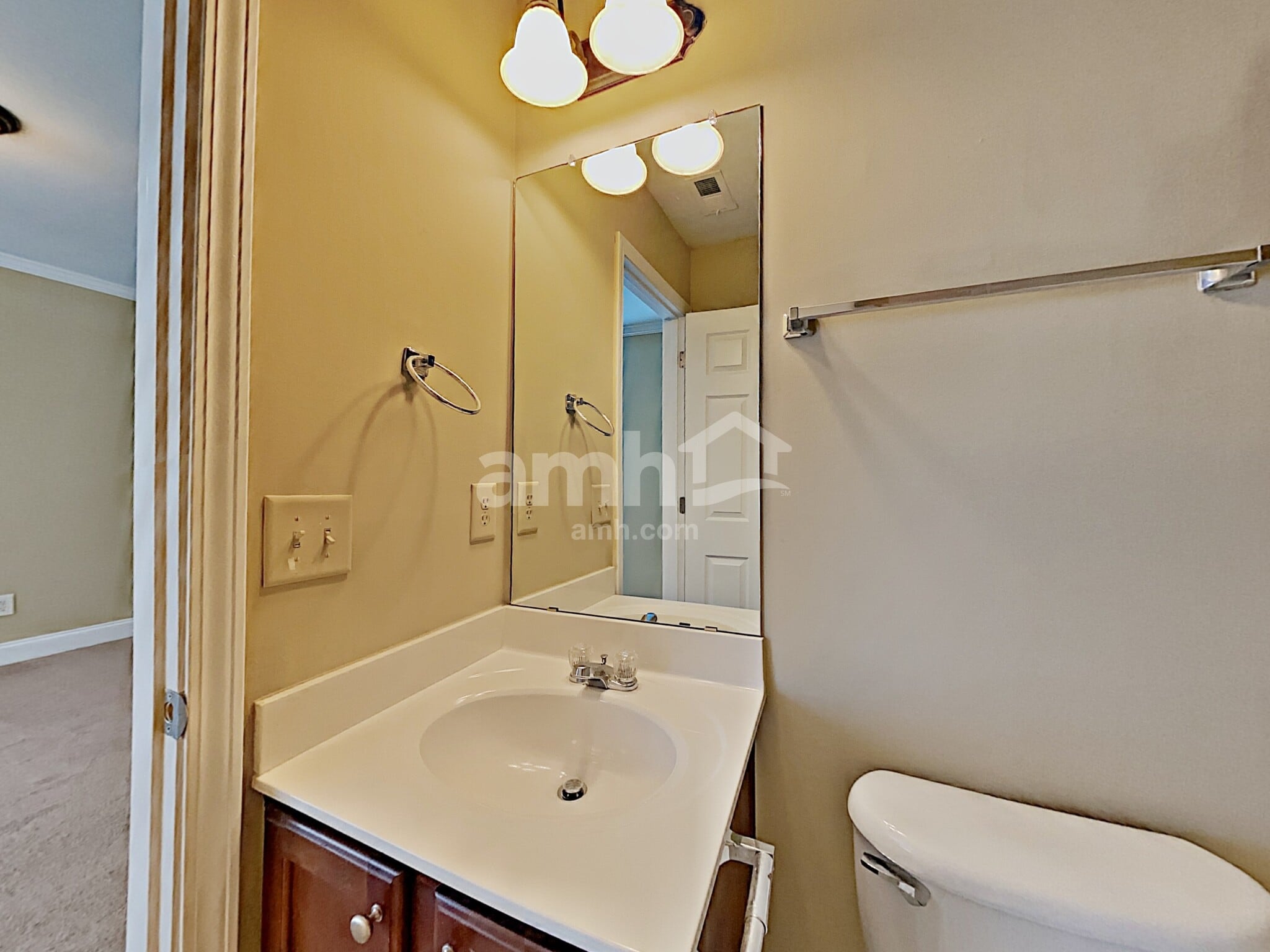 Building Photo - 731 Langley Farms Dr