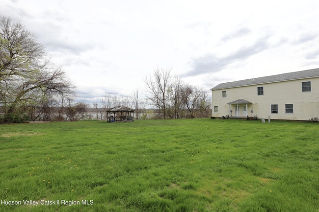 Building Photo - 87 Delaware St