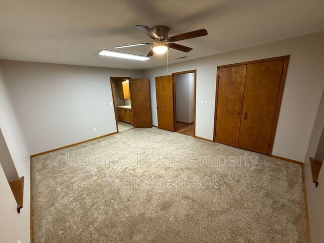 Building Photo - 32897 FM 2481