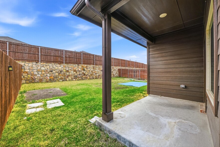 Building Photo - 8520 Trickham Bnd