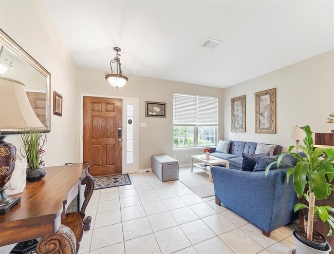 Building Photo - 2806 Crestbrook Bend Ln