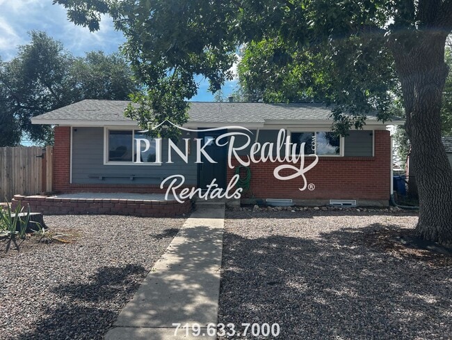 Primary Photo - 2534 Ivanhoe Dr