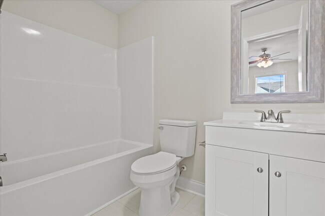 Building Photo - 2804 1/2 Alligator Rd