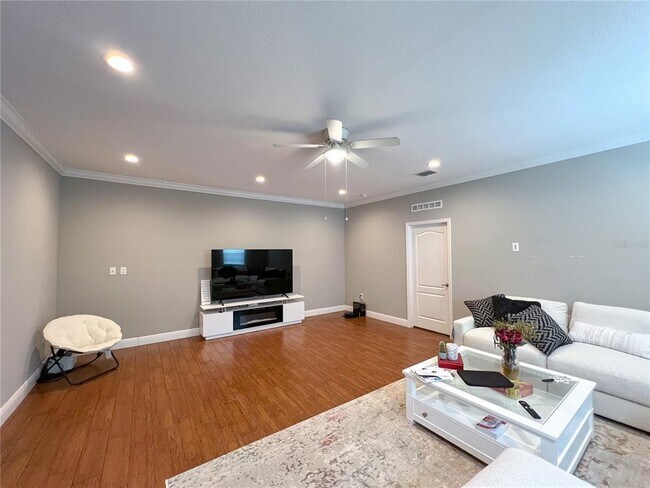 Building Photo - 948 NW 252 Dr