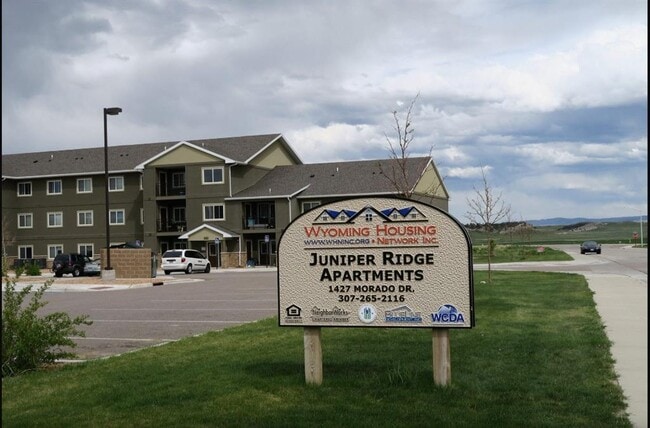 Building Photo - 1427 Morado Dr