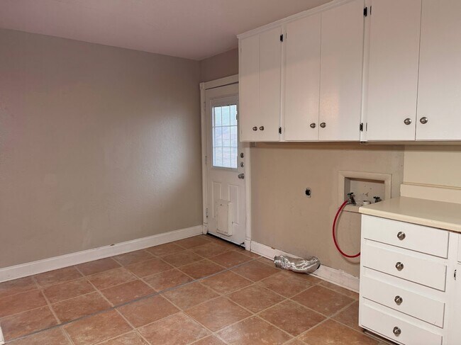 Building Photo - 4715 Coronado Ave