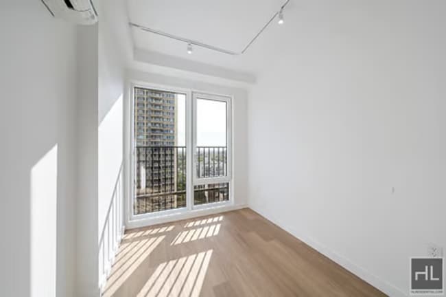 Building Photo - 931 Carroll St