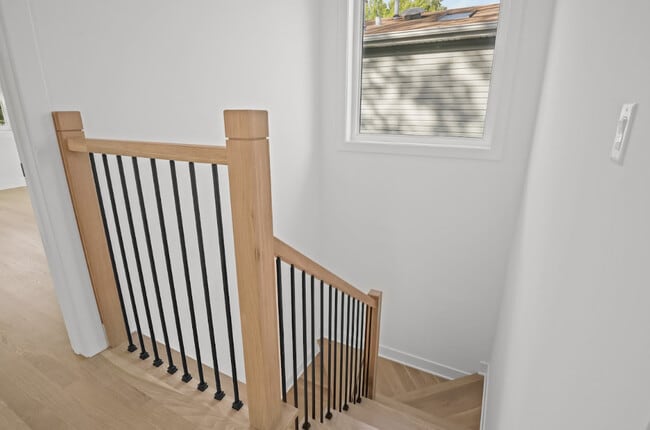 Building Photo - 2201 N 74th Ct