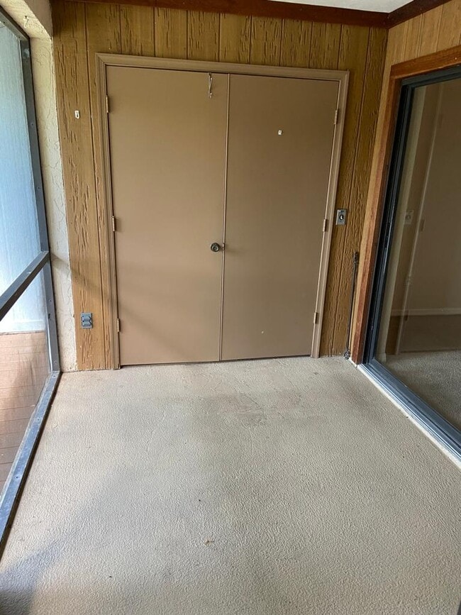 Building Photo - 28181 Pine Haven Way