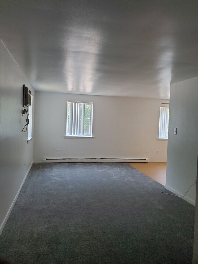 Interior Photo - Colonial Pines