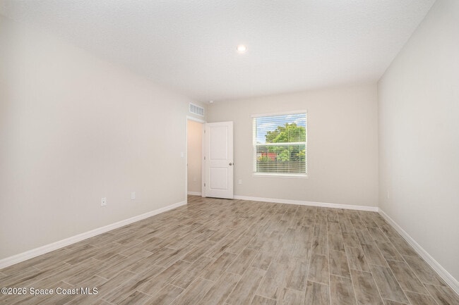 Building Photo - 5840 Granite Ln