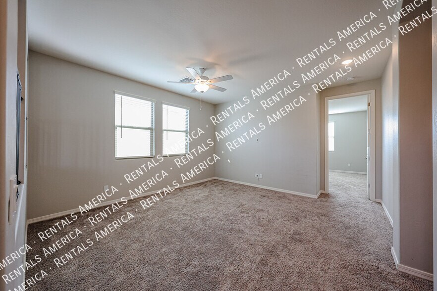 Building Photo - 16215 W Camino de Oro