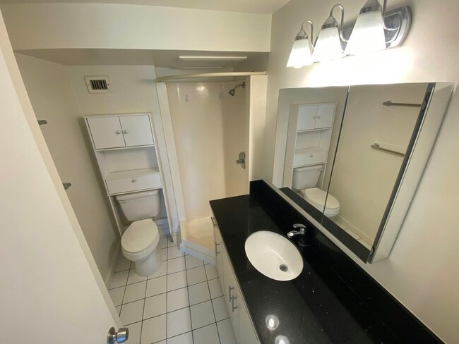 Building Photo - 46-283 Kahuhipa Street