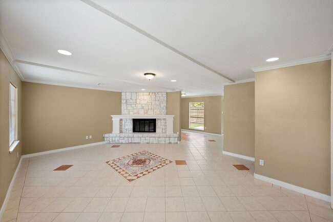 Building Photo - 22831 Millgate Dr