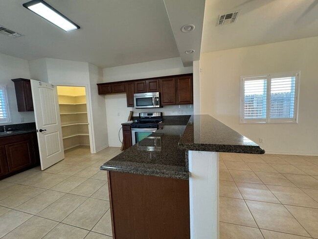 Building Photo - 3BR,2BS Custom home w/3 Car-Boat Deep Garage-Target shopping area