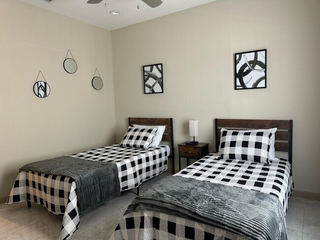 Building Photo - 4101 Blue Quail Rd