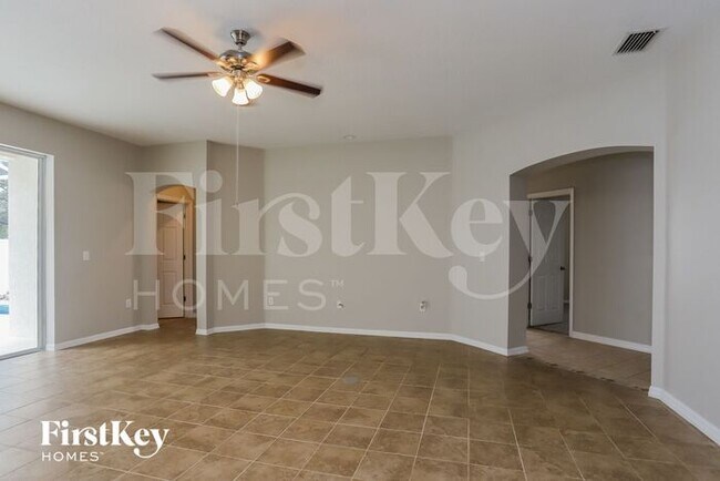 Building Photo - 10909 Wildcat Dr