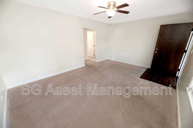 Building Photo - 760 Alhambra Rd