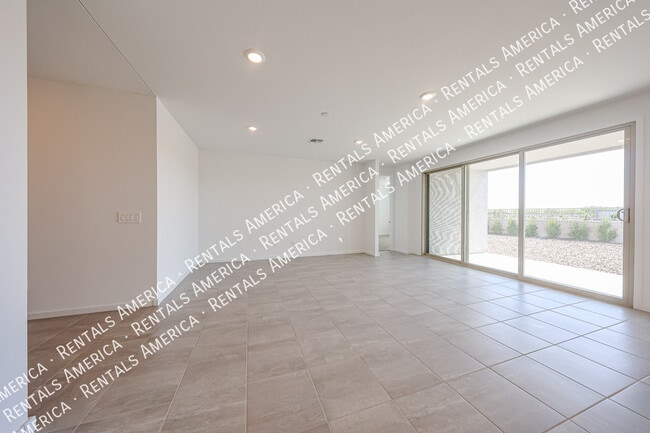 Building Photo - 35581 N Thicket Wy