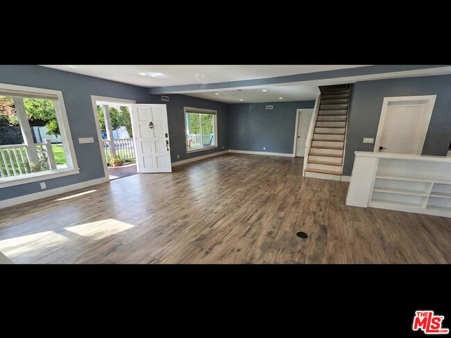 Building Photo - 4744 Haskell Ave