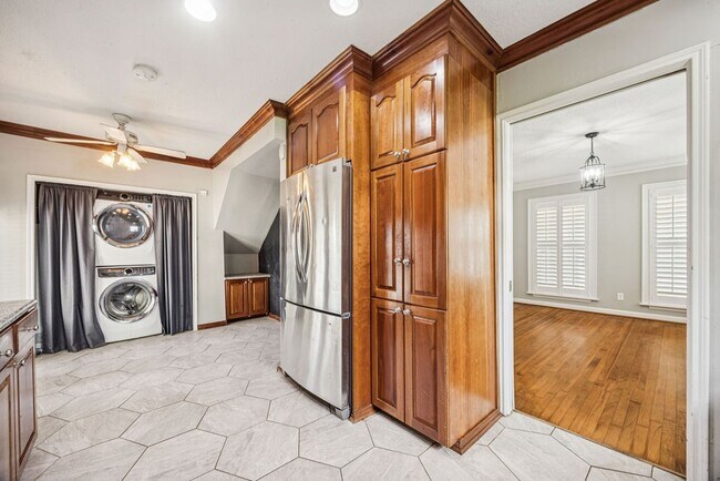 Building Photo - 4387 Harvest Ln