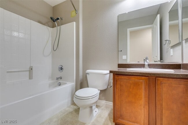 Building Photo - 169 Almond Ridge Pl